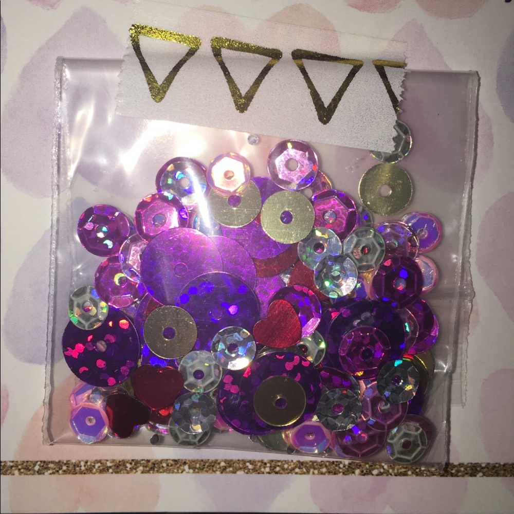 FREE GIFT WITH PURCHASE! Mini Glitter Confetti 🎉
